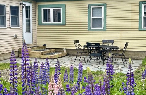 Eastport House | Cozy Capen Cottage—easy access to downtown Eastport