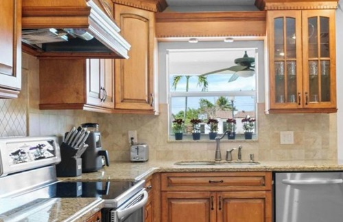 Westchester House | Cozy Casa Cabos - Pool BBQ Miami