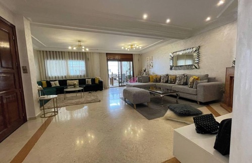 Gauthier Apartment | Cozy Casablanca Retreat Spacious Apartment