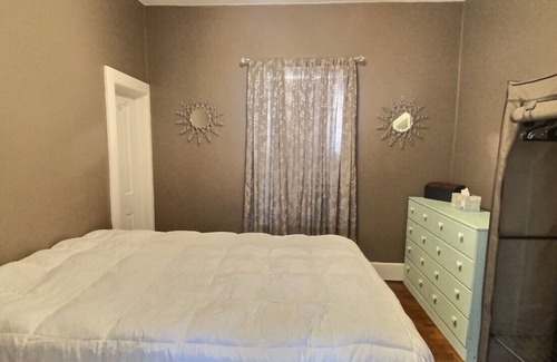 Menominee House | Cozy casita near the Bay