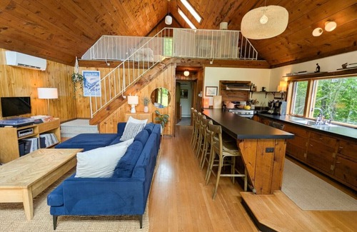 Margaretville House | Cozy Catskills A-frame hideaway