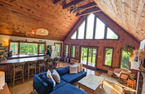 Margaretville House | Cozy Catskills A-frame hideaway