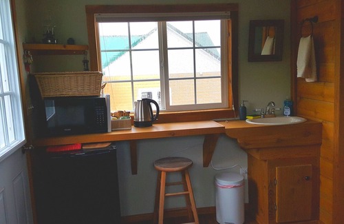 Philipsburg House | Cozy center Philipsburg Studio Guest Cottage