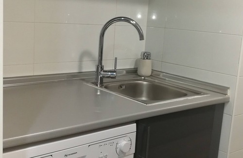 Nou Moles Apartment | Cozy Central Apartment in Valencia + WiFi + Netflix.