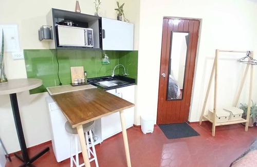Petit Jean Ocharan Apartment | Cozy, central, petfriendly, self-contained studio in Miraflores