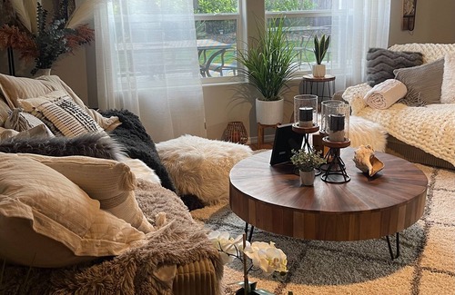 Medford House | Cozy Central Point House