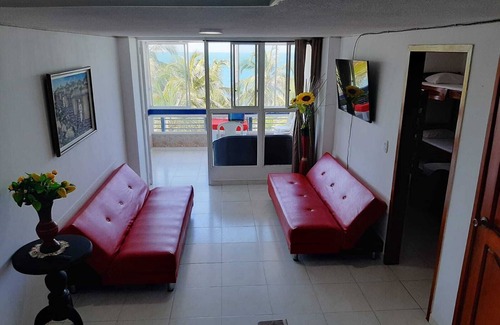El Rodadero Apartment | Cozy, central, relaxing in front of the beach