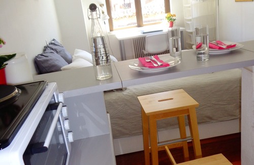Neapoli Apartment | Cozy central studio, In walking distance to most places including the National A