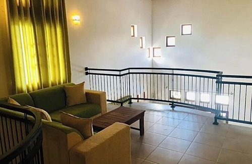 Negombo House | Cozy central villa within walking distance of major attractions