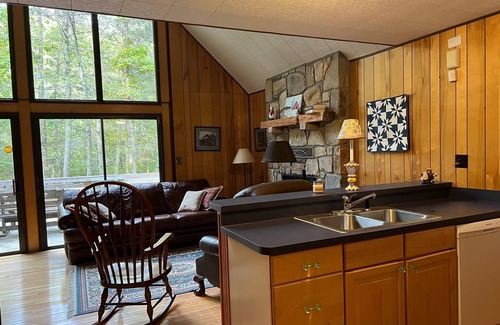 Elkton Ski Chalet | Cozy Chalet bordering Shenandoah Park near Massanutten Resort and Skyline Drive.