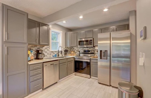East Stroudsburg House | Cozy Chalet Game Rm and Fireplace