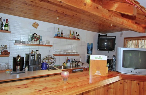 Saas-Balen Ski Chalet | Cozy Chalet in Meiggerli with Garden