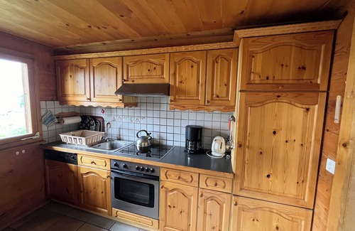 St. Niklaus Ski Chalet | Cozy chalet in the mountains