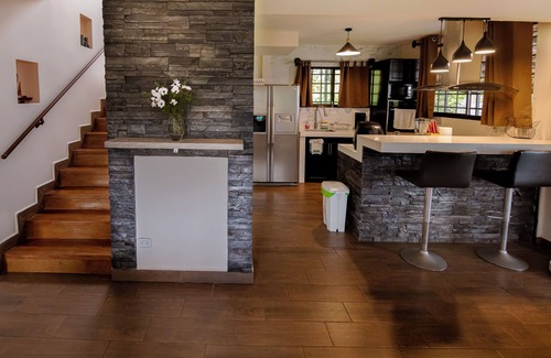 Fraijanes Ski Chalet | Cozy chalet where you will find peace and nature close to Poas Volcano