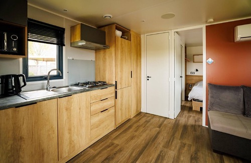 Maurik Cottage | Cozy chalet with dishwasher, near a lake