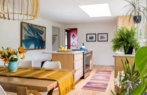 Bloomington House | Cozy Charm: Discover This 2-Bedroom Estate in Bloomington with Modern Comforts