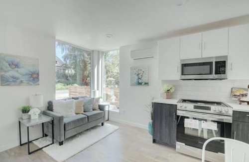 Capitol Hill House | Cozy Charming Cap Hill Home 2bed/2bath w/rooftop