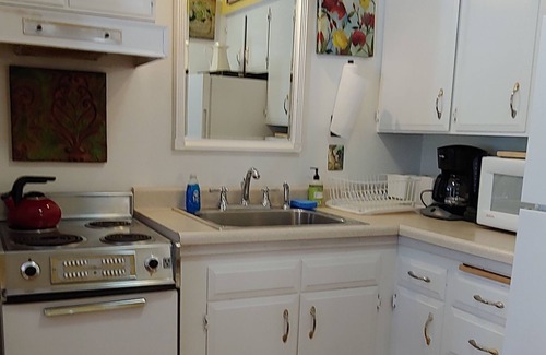 Happy Valley Apartment | Cozy, charming retreat close to WWU and Fairhaven