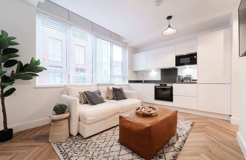 Chester Apartment | Cozy Chester Apartment in City Centre