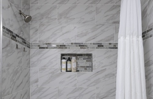 Plymouth House | Cozy, Chic 2 BR Plymouth Getaway