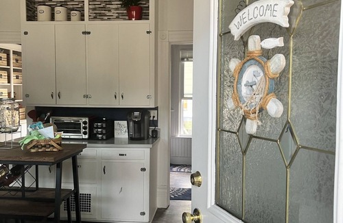 Cheboygan House | Cozy Chic of Cheboygan: Private Main Level - Hot Tub, Tanning & Massage Chair!