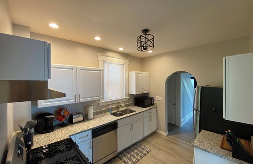 East Price Hill House | Cozy Cincinnati Home Located Just Minutes from Downtown, Stadiums, and More!