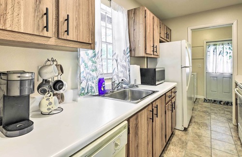Citrus Springs House | Cozy Citrus Springs Vacation Rental w/ Lanai!