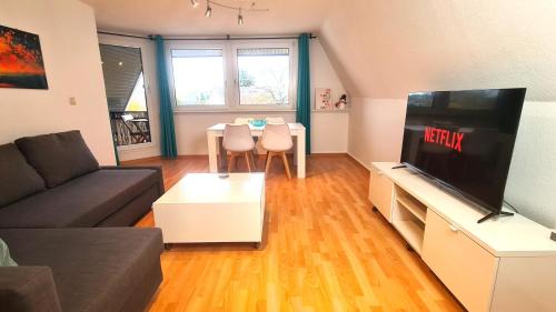 Ratingen Apartment | Cozy City Apartments 2, 2-Room Flat for Vacation & Messe Düsseldorf, Perfect Connectivity