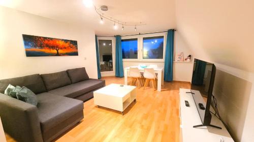 Ratingen Apartment | Cozy City Apartments 2, 2-Room Flat for Vacation & Messe Düsseldorf, Perfect Connectivity