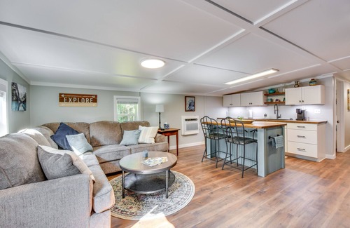 Clarkesville House | Cozy Clarkesville Getaway w/Fire Pit!