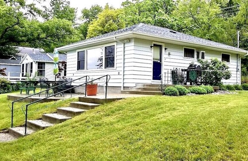 Angola Cottage | Cozy Classic Cottage Right on The Water + Private Dock