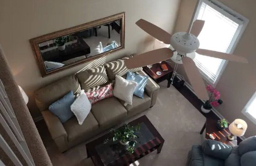 Jacksonville House | Cozy, Clean, 2 Story Apartment near Camp Lejeune