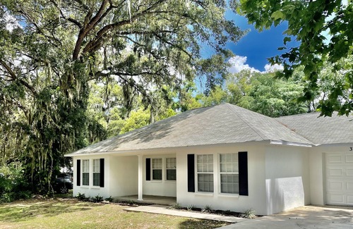 San Antonio House | Cozy Clean 3 bedroom Home centrally Located
