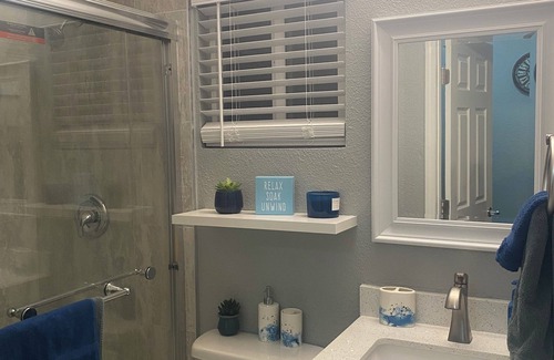 Downtown Las Vegas Apartment | Cozy, clean, and secure 5 minutes from Las Vegas Strip and Fremont Experience!