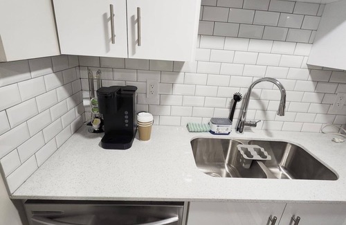 West Edmonton Apartment | Cozy Clean-living space with full kitchen, strong Wi-Fi. Family friendly!