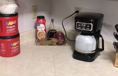 Aberdeen Apartment | Cozy, Clean! Pets Welcome.Close to Walking/Bike Trail
