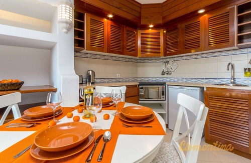 Correeira Apartment | Cozy Clementina Apartment In Central Albufeira, Close To Old Town