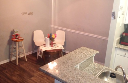 Peachtree Corners House | Cozy & Close to EVERYTHING! 2 bedroom 2 bath!
