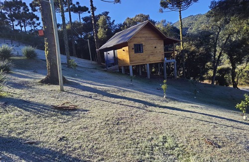 Urubici Cabin | Cozy couple's cabin with hot tub, air conditioning, and breakfast