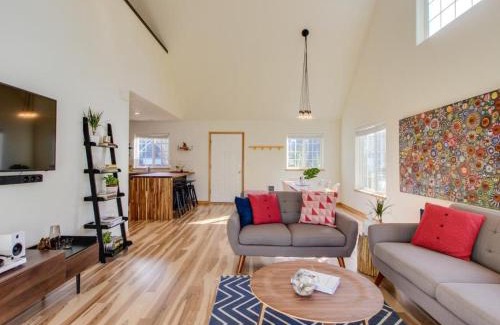 Rockaway Beach House | Cozy Coast Modern
