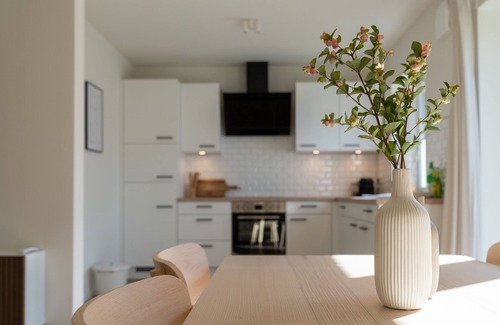 Mildstedt Apartment | Cozy coastal hut #2 in modern Scandi style