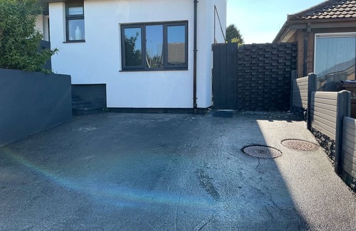 Llanddulas House | Cozy Coastal Retreat in Colwyn bay sleeps 8