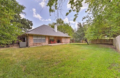 College Station House | Cozy College Station Home with Patio and Fireplace