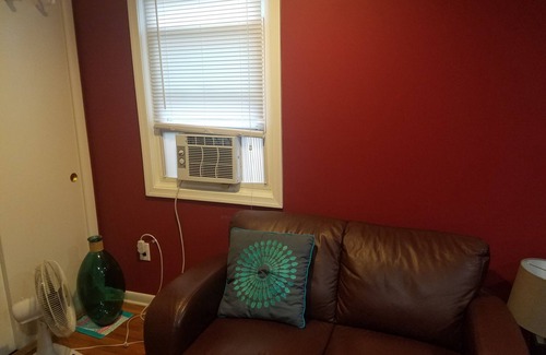College Park House | Cozy College Town Accommodation for family of 3 planning to relocate to DMV