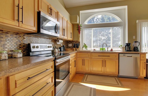 Colorado Springs House | Cozy Colorado Springs Abode: 8 Mi to Downtown!