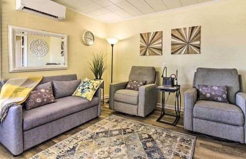 Columbia City House | Cozy Columbia City Getaway - Steps to River!