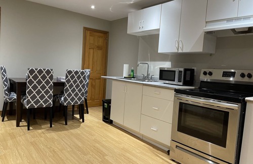 Windsor House | Cozy comfort lower level unit