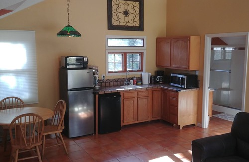 Andersonville House | Cozy Comfort on Norris Lake - Tritoon/JetSki rental available - dock for free!