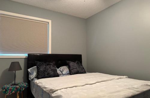 Southeast Calgary House | Cozy Comfort Rooms in SE Calgary, Canada