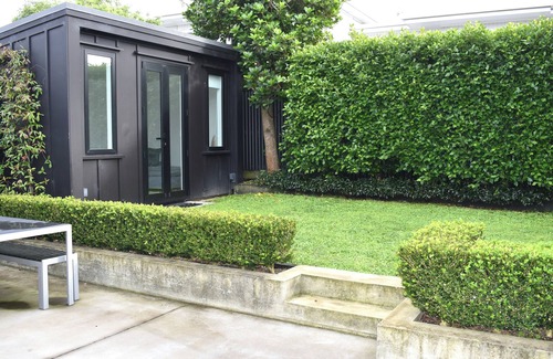 Devonport House | Cozy, Comfortable and Charming Villa